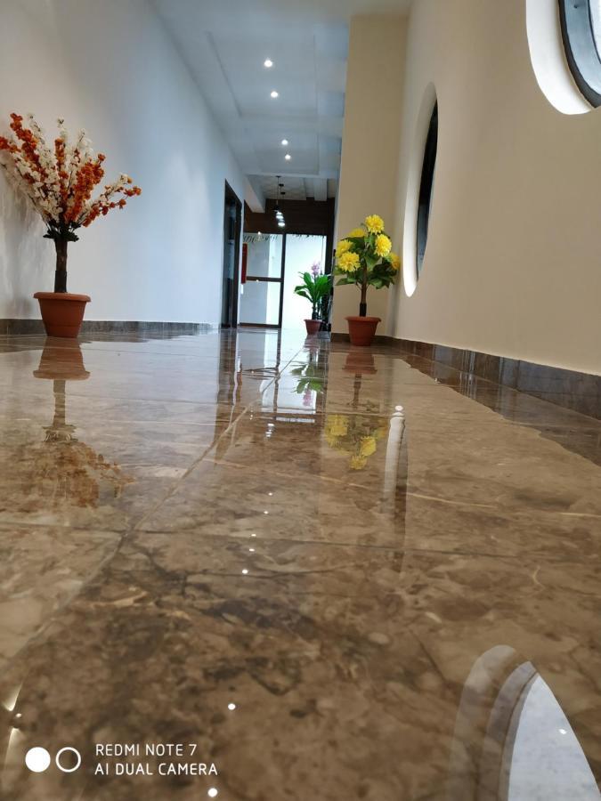 Hotel Krishna Palace Ānand 외부 사진