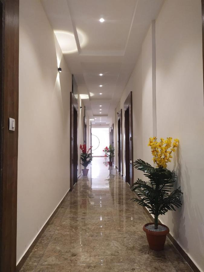 Hotel Krishna Palace Ānand 외부 사진